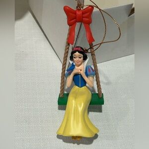 Vintage Disney Snow White Ornament Grolier’s Christmas Magic